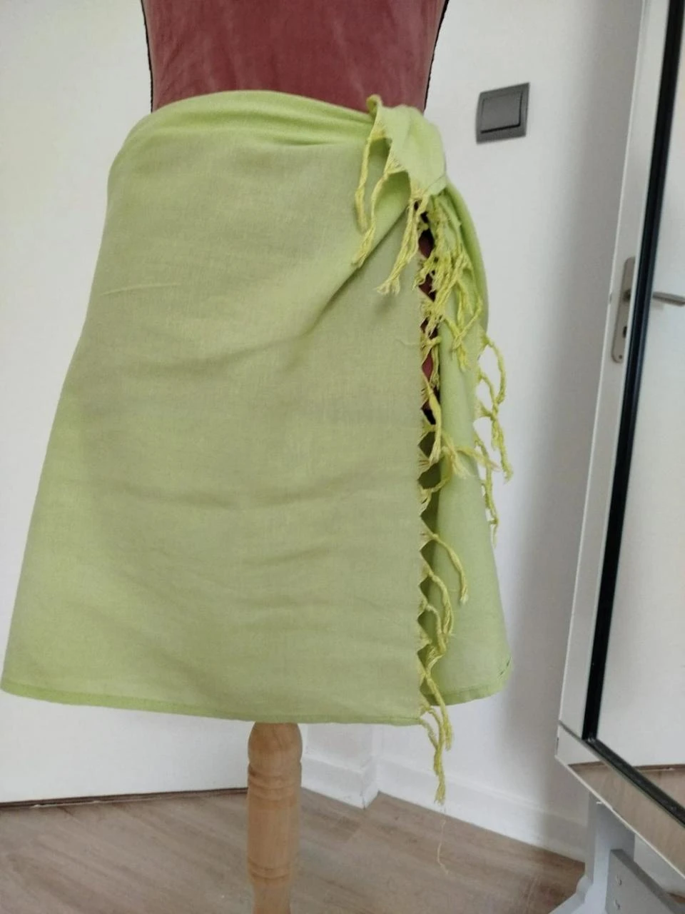 💚 Lime green tied skirt/paréo with fringes – summer style, Women's Size S / 36 – photo 3